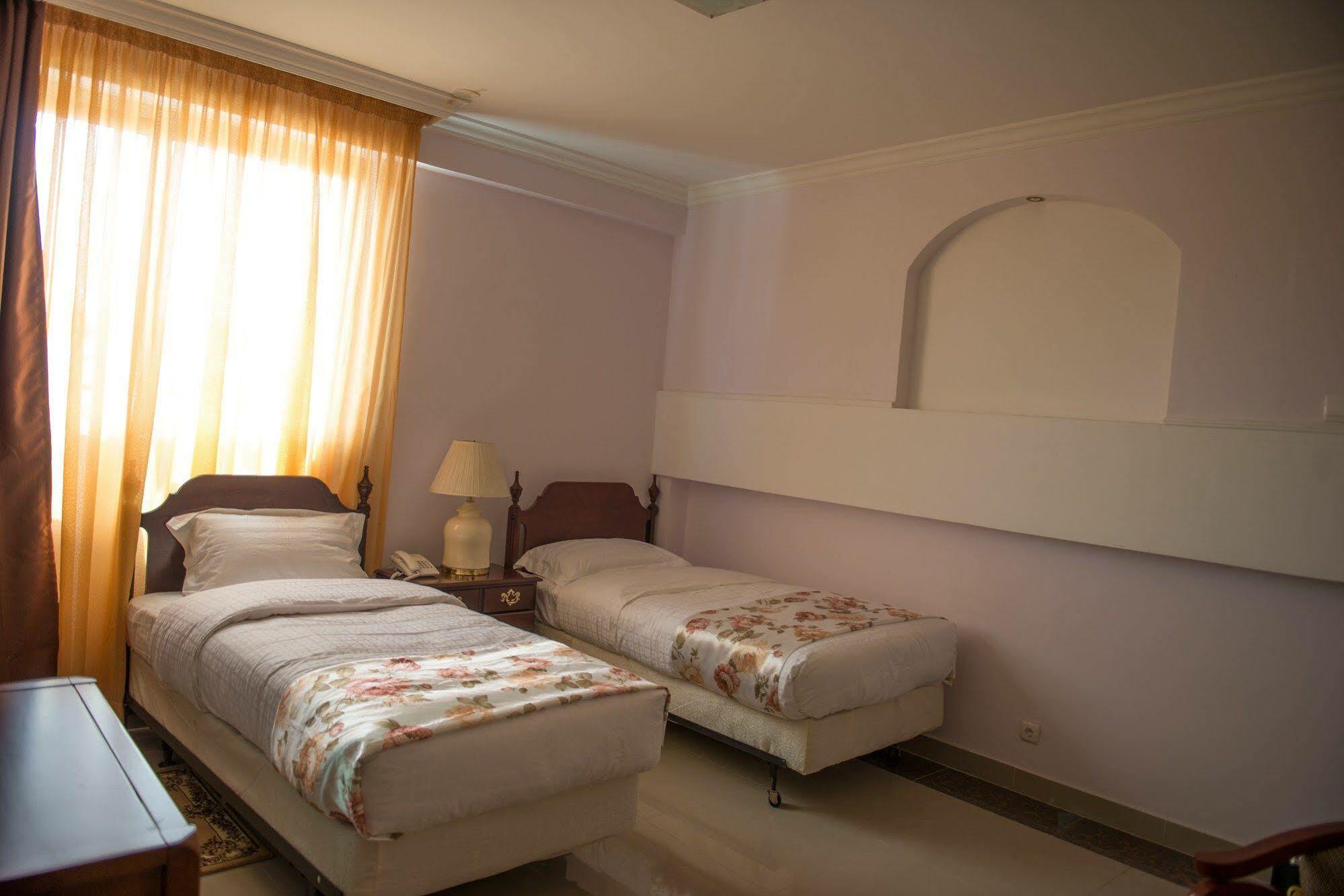 C Fun Addis Hotel Екстер'єр фото